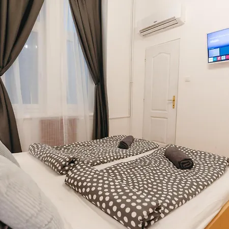 Bercsenyi - Close To The Rudas Thermal Bath Apartament