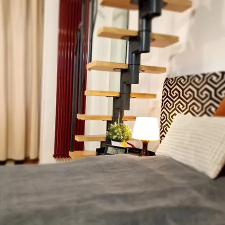 Bercsenyi - Close To The Rudas Thermal Bath * 부다페스트