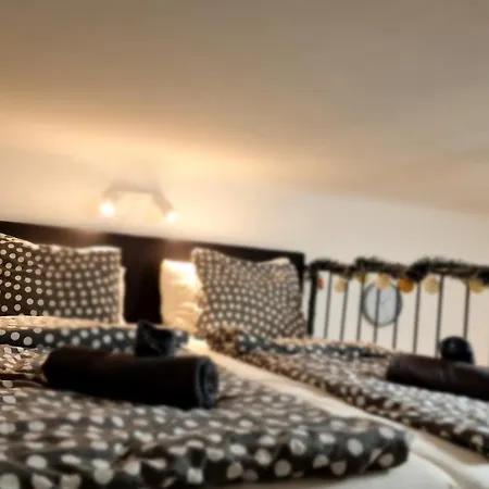 Bercsenyi - Close To The Gellert Thermal Bath Apartment Budapest