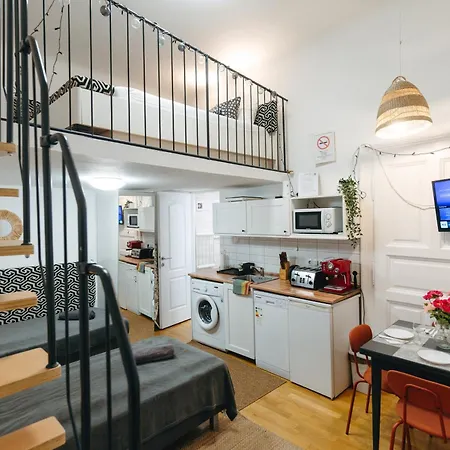 Bercsenyi - Close To The Gellert Thermal Bath Apartment Budapest