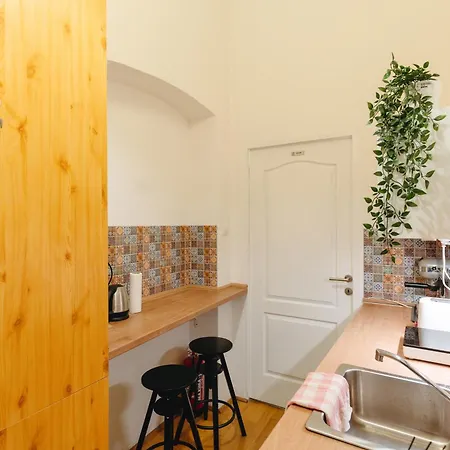 Bercsenyi - Close To The Gellert Thermal Bath Apartment Budapest